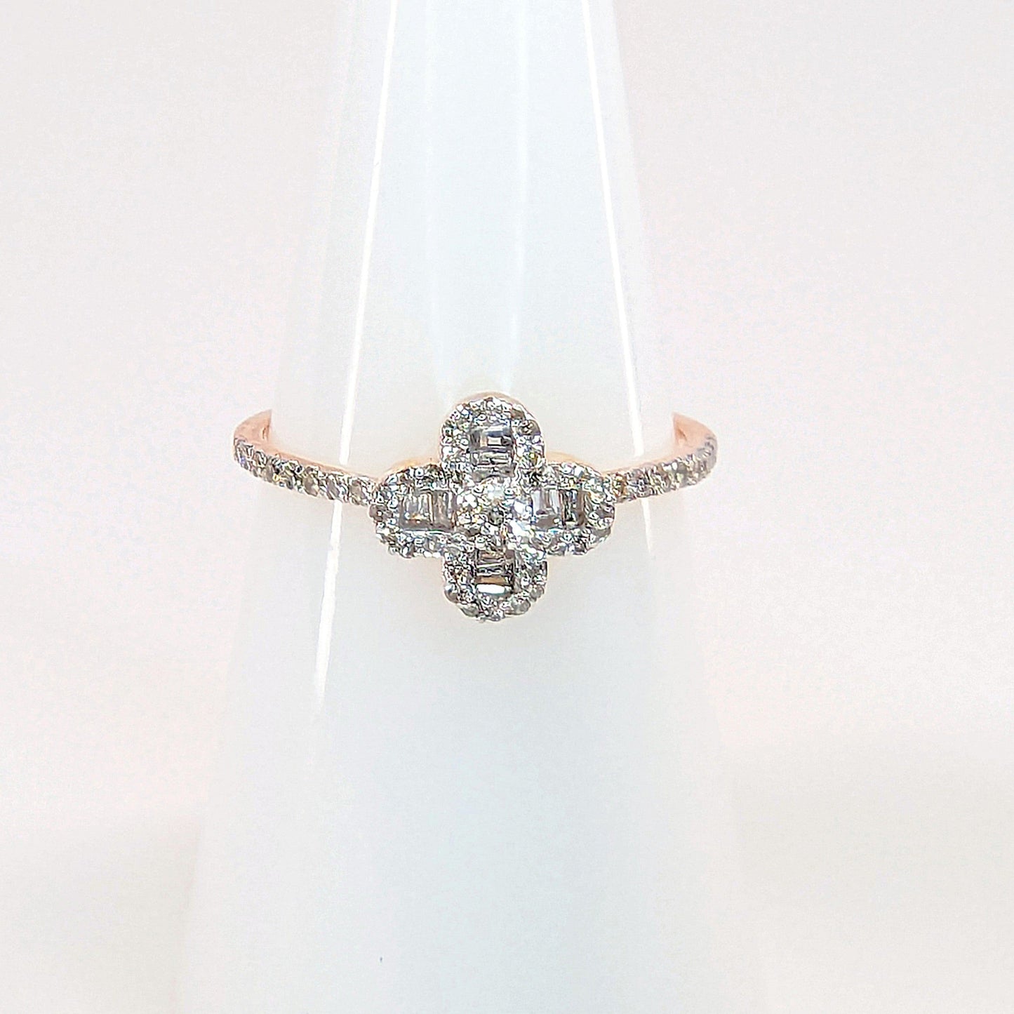 1/3 CTW Natural Diamond Clover Ring 10k Rose Gold